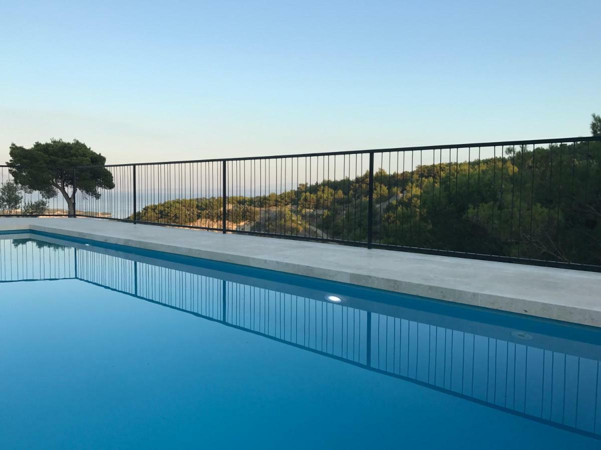 Villa Pietra Selca  Luaran gambar